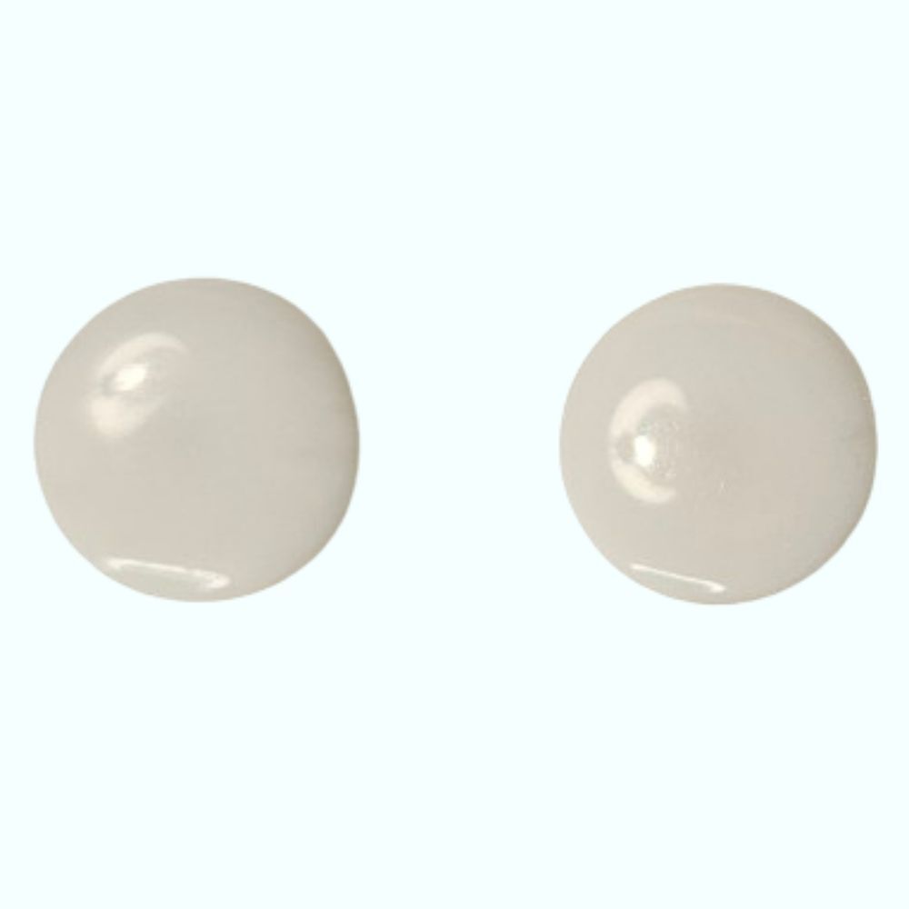 White round pierced earrings